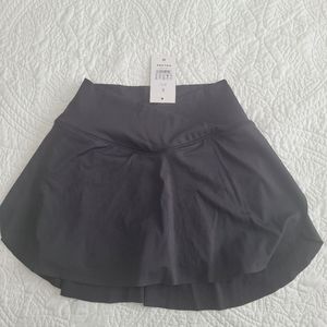 Brand new halara skirt M